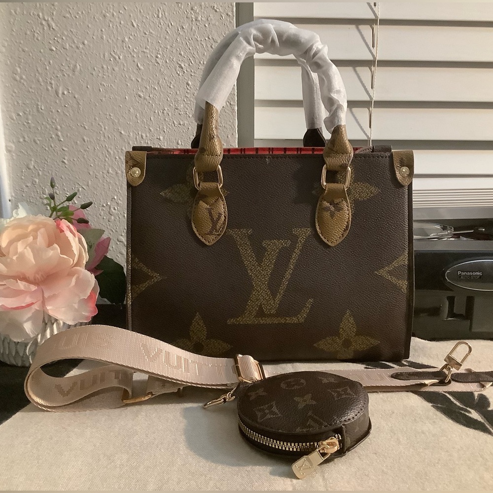 Crossbody/Handbag - Picture 2 of 6
